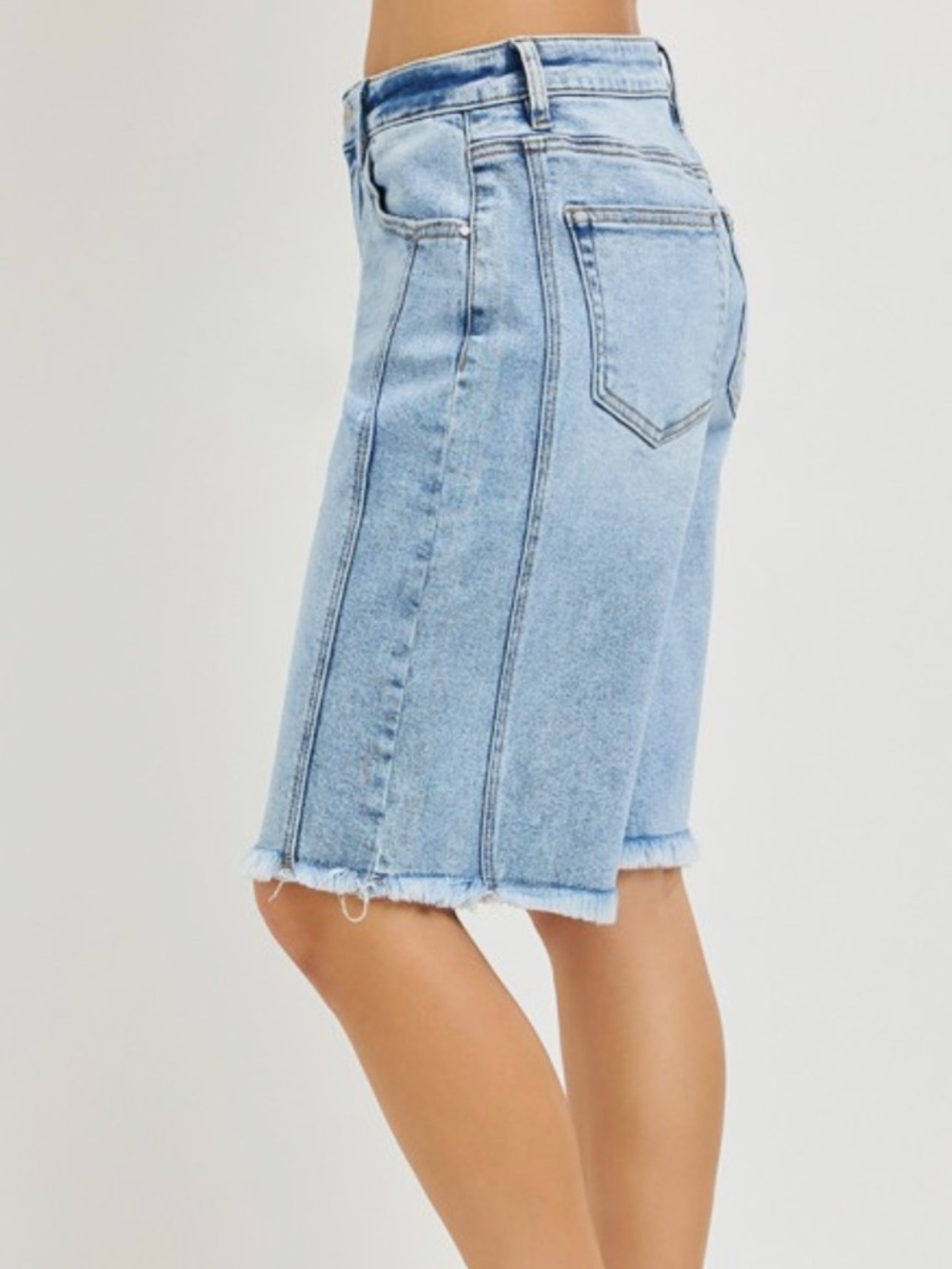 314. Risen Light Wash Denim Bermuda Shorts NEW - Picture 2 of 3